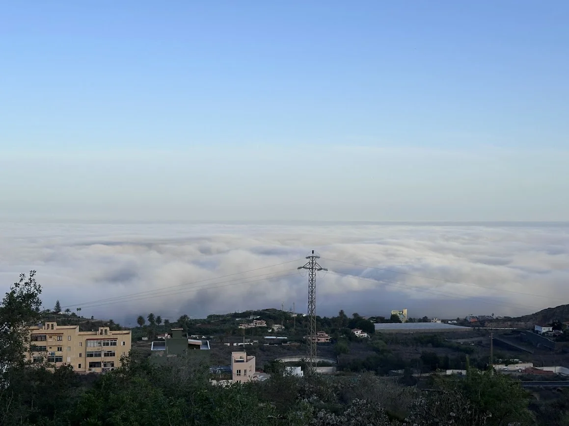 Mar de nubes sobre las medianías de Icod de los Vinos, Tenerife