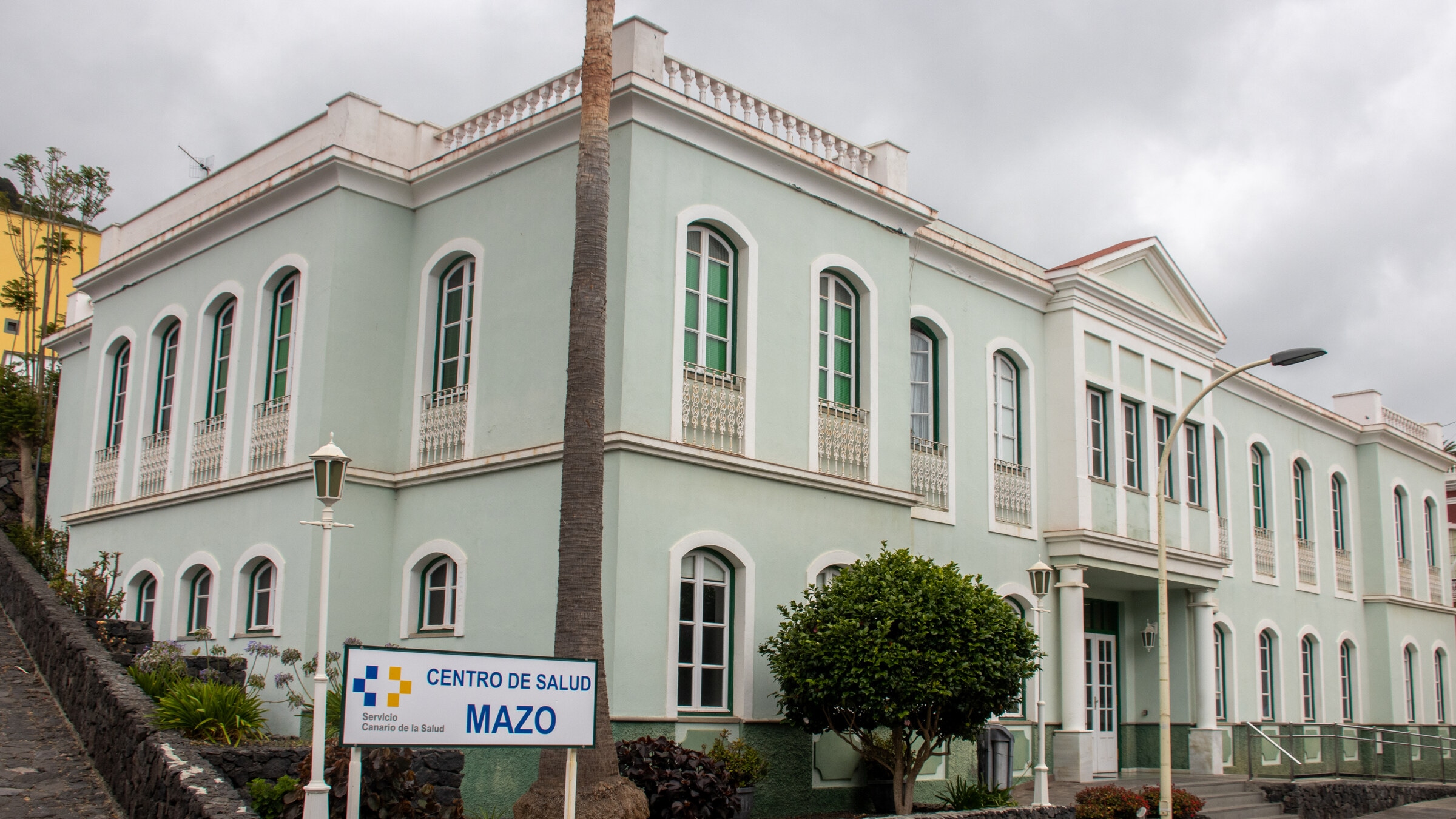 Si te pones enfermo de vacaciones en Canarias: paso a paso