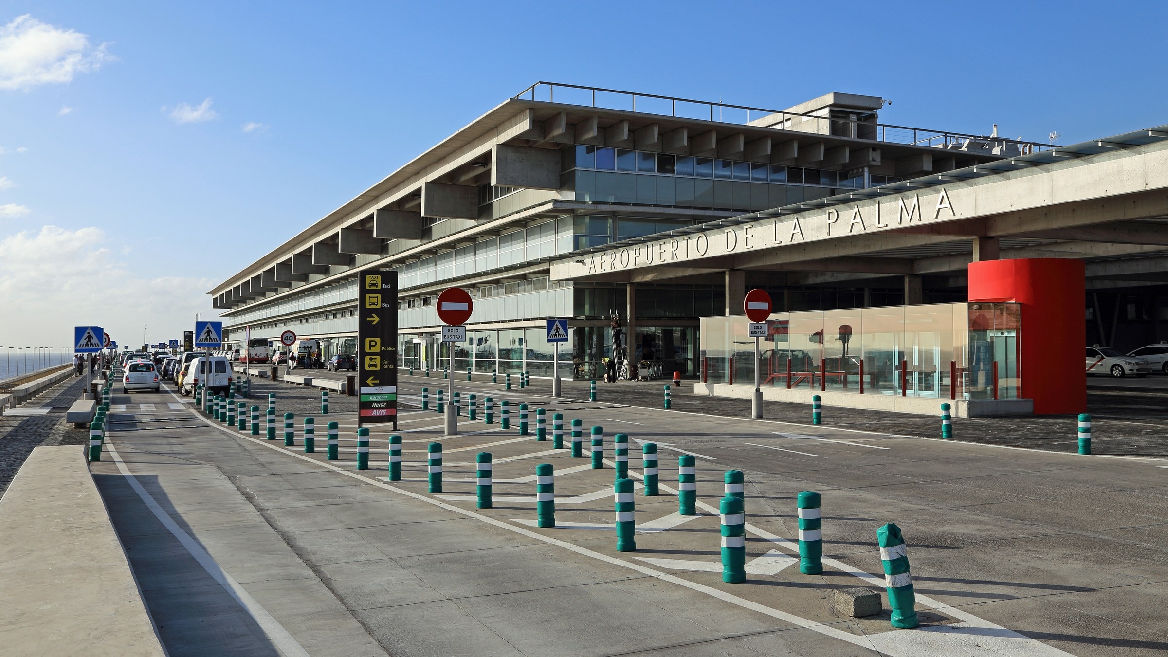 Del aeropuerto al alojamiento: los 8 aeropuertos de Canarias